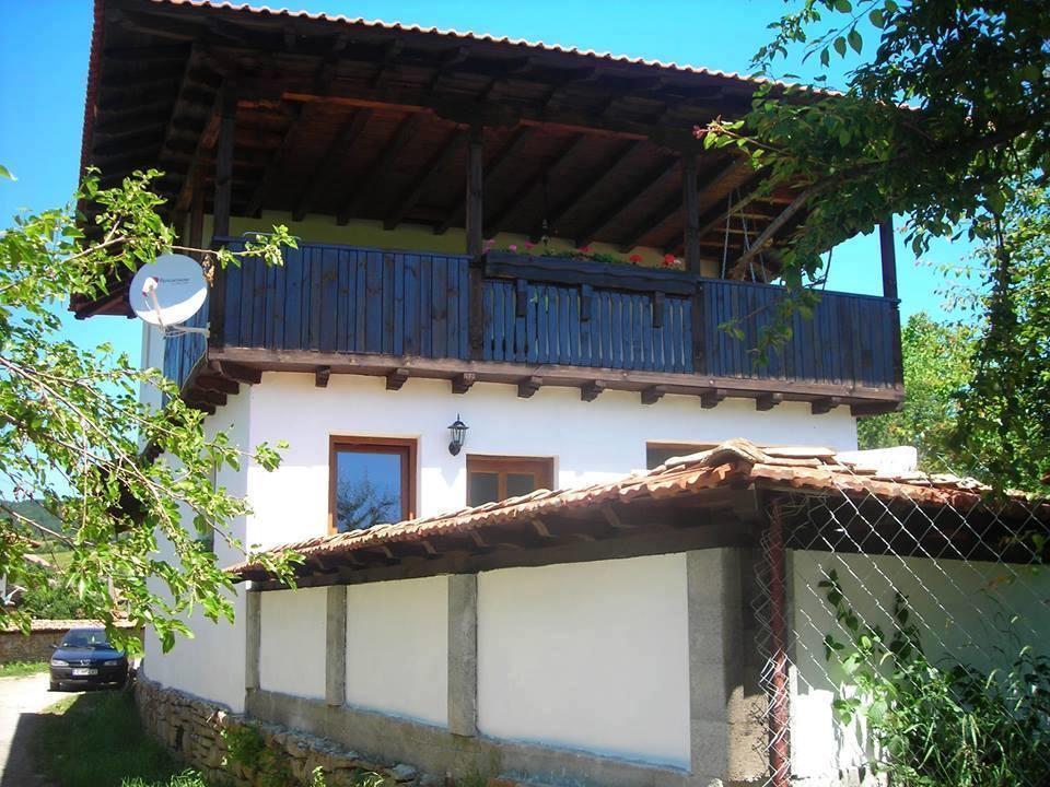 Guest House Yana Turkasheni Exterior foto